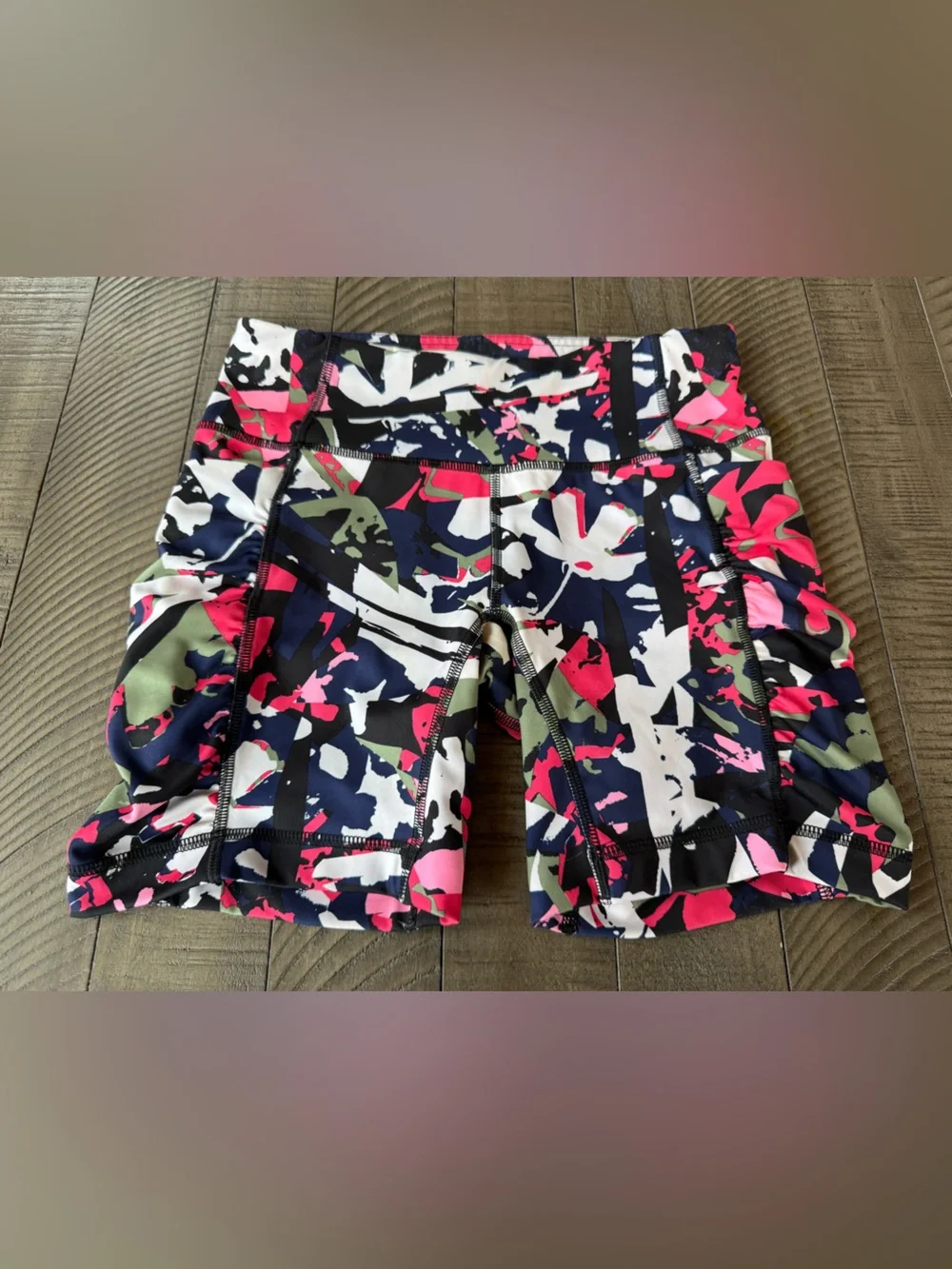 Lululemon Speed Track Shorts - Pop Cut Boom Juice Multi Women’s Size 4